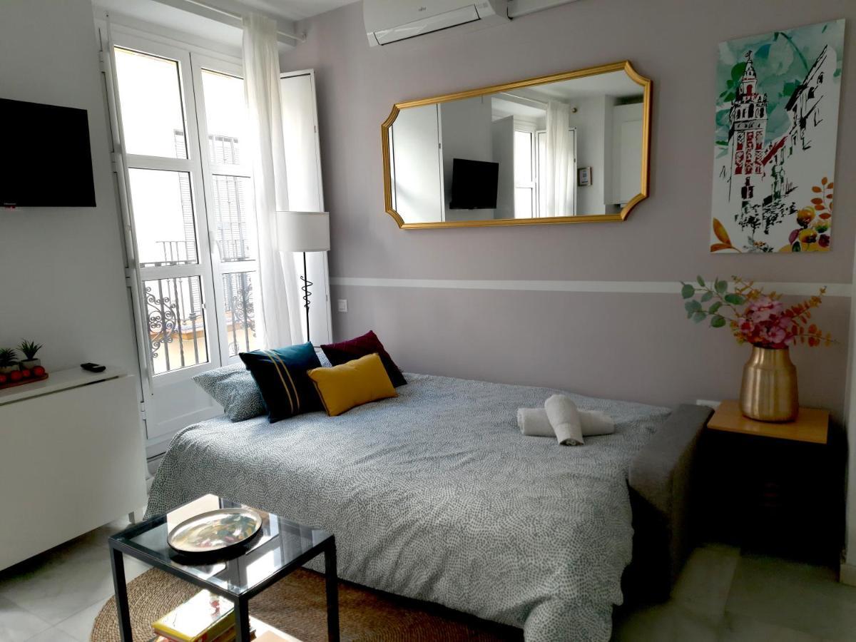 Lovely Center Apartments Seville - Balcony Lux Sol Exterior photo